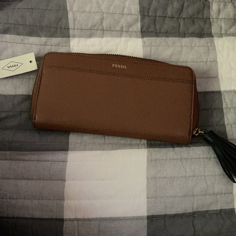Fossil wallet